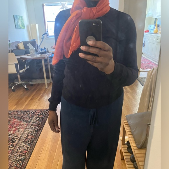 Orange/Rust Cashmere Scarf/Shawl - Picture 12 of 13